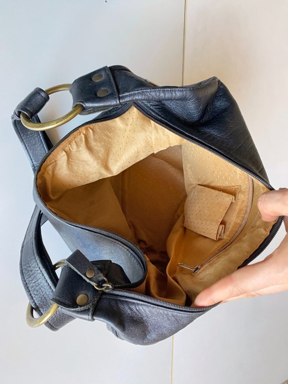 Vintage BC Black Convertible Leather Hobo Bag Shoulder, Backpack Boho - Picture 6 of 15
